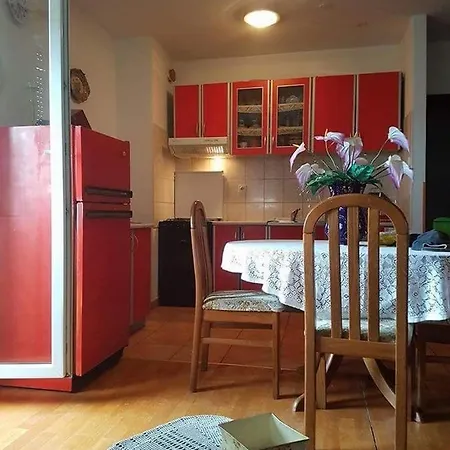 Apartman With A Parking Space Kastel Kambelovac, - 15279 Kaštela
