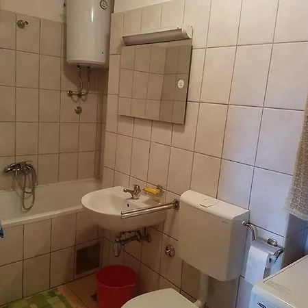 With A Parking Space Kastel Kambelovac, - 15279